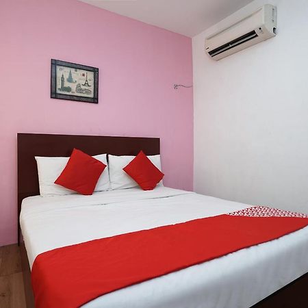 Oyo 162 Fb Hotel Kuala Lumpur Extérieur photo